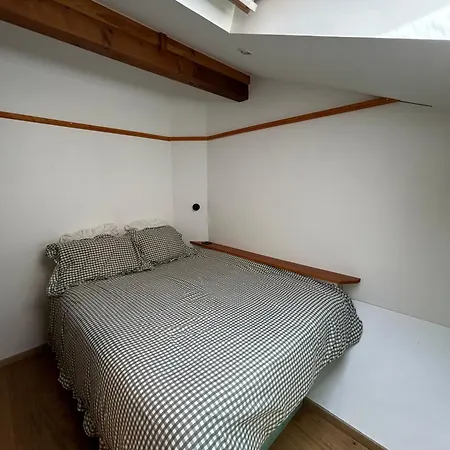 Shifting Sands Surf Camp Hostel