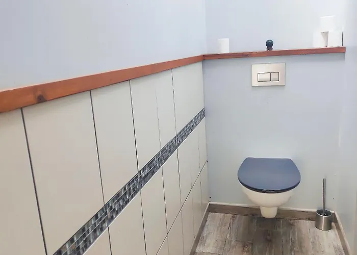 Shifting Sands Surf Camp *