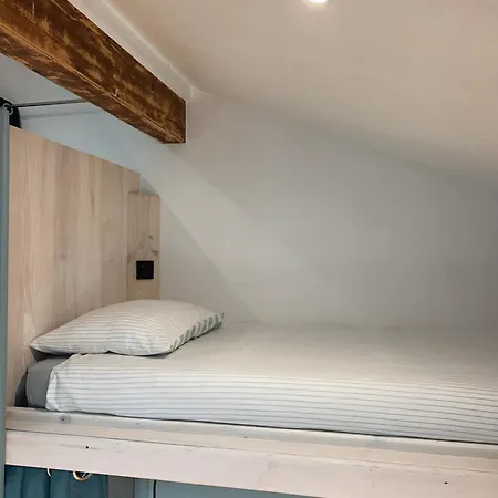Shifting Sands Surf House 호스텔