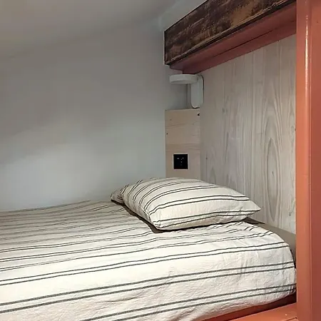 Hostel Shifting Sands Surf House *