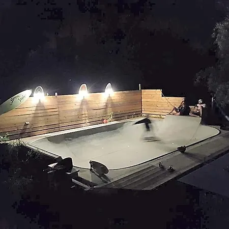 Hostel Shifting Sands Surf House *
