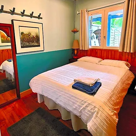 Hostel Shifting Sands Surf House *