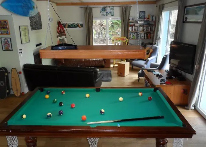 Shifting Sands Surf Camp *